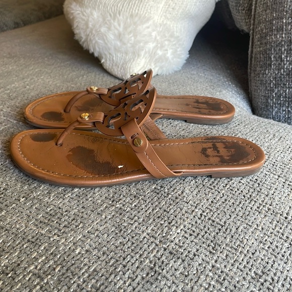 TORY BURCH Miller Sandals! - Picture 6 of 15